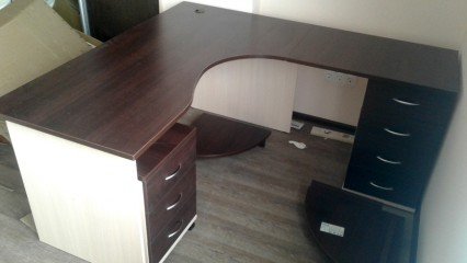 Мебель для офиса Эдем стол с тумбами